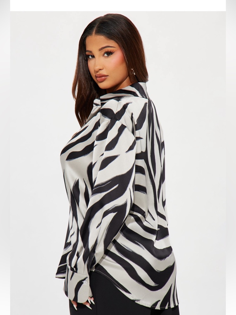 Black & White Zebra Print Button-Up Top - Women - Size M
